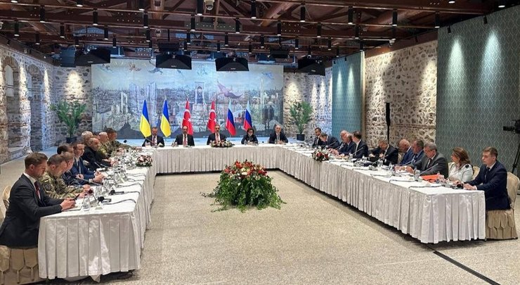 В конце года возможны конструктивные переговоры о мире, а не вот это...