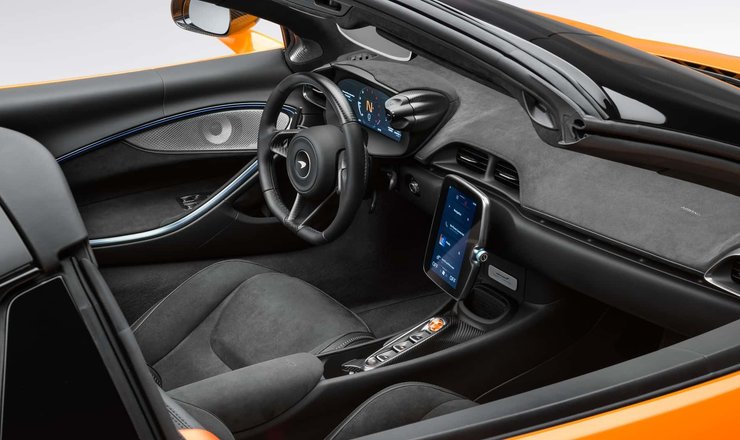 салон McLaren Artura, McLaren Artura, суперкар McLaren, McLaren Artura 2024