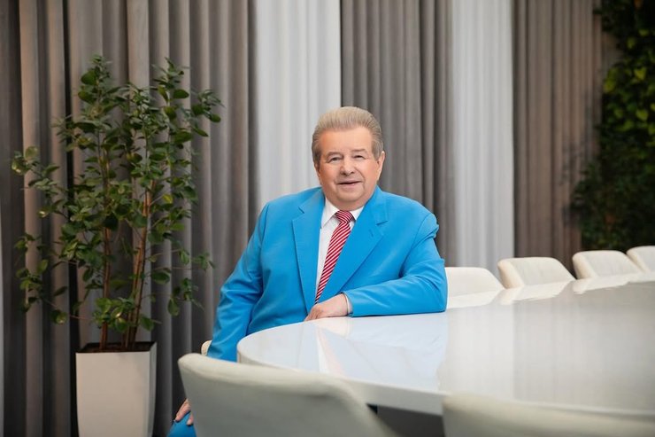 скільки заробляє поплавський