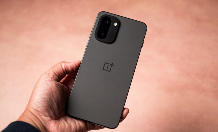 Дизайн OnePlus 15R