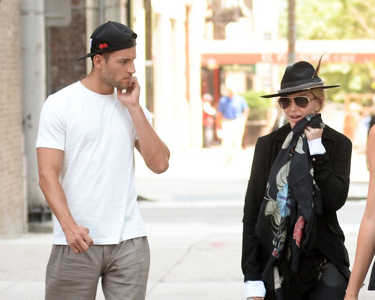 мадонна, кевин сампайо