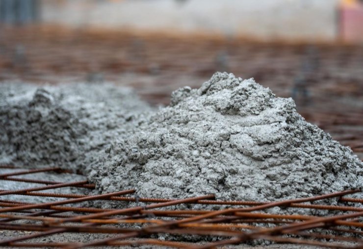 Сонячні панелі, бетон, переробка, фото