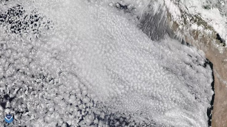 земля хмари поверхня