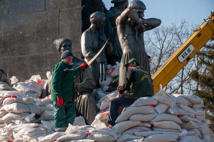 война, обстрелы, как защищают памятники от обстрелов, война памятники архитектуры, война обстрелы памятников