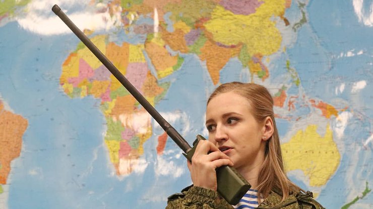 Азарт, військовослужбовиця, армія РФ