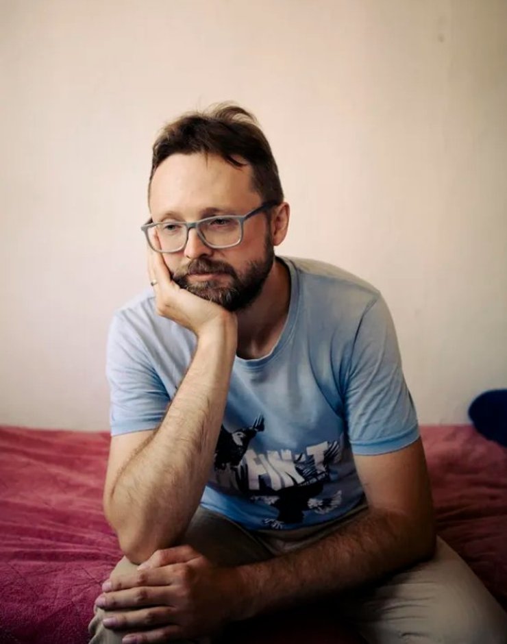 фото Владимира Шульгина, учителя игры на фортепиано, который ушел в СЗЧ