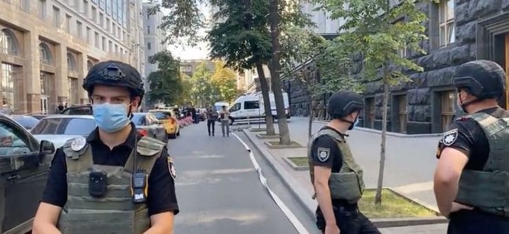 Кабмин, ЧП в Кабмине, оцепление Кабмина