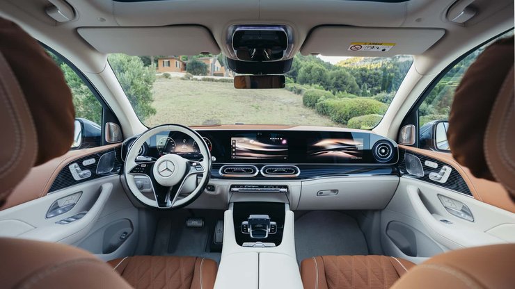 Салон Mercedes-Maybach GLS 680