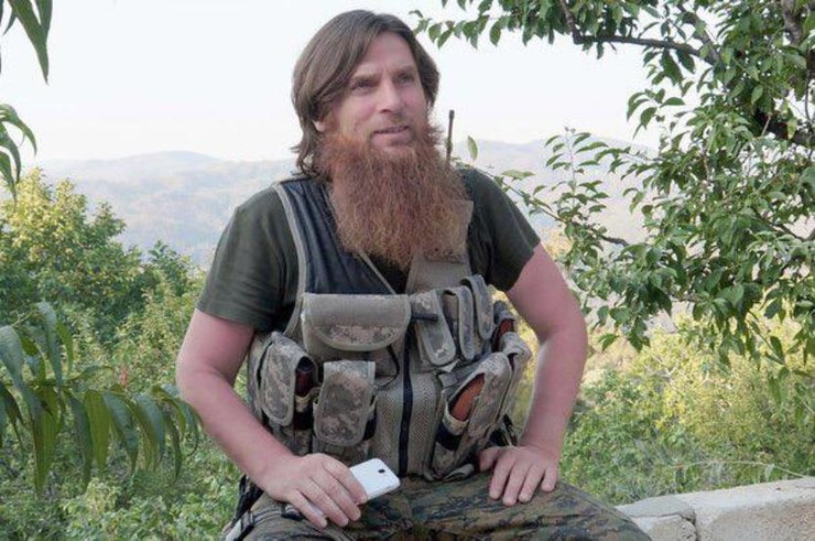 Муслим аш-Шишани (настоящее имя — Мурад Маргошвили)- сирийский боевик северокавказского происхождения, ликвидированный точечным ударом ВКС России .