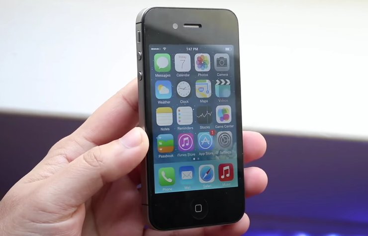 Экран смартфона iPhone 4