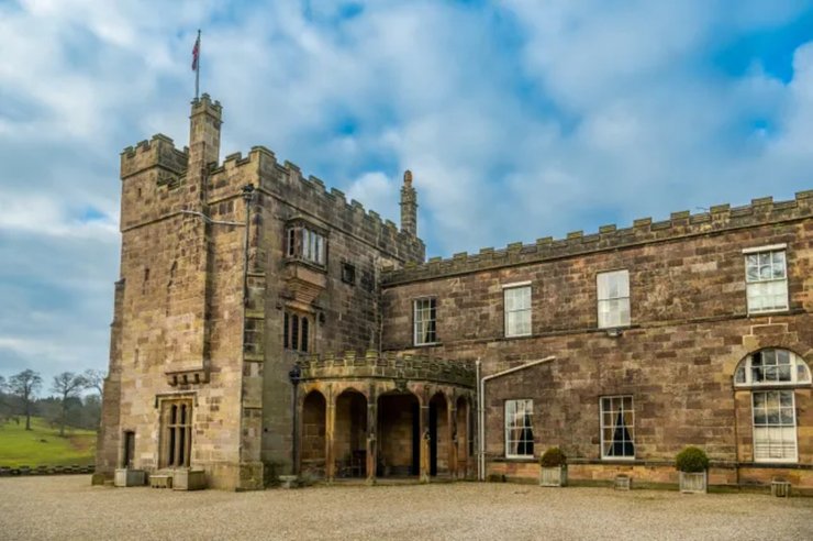 Замок Рипли в Великобритании, исторический замок, исторический объект, историческое имение, замок с богатой историей, земельный участок, семья Ингилби