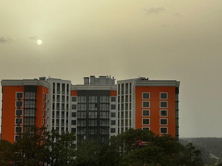 Біле сонце, колір сонця, сонце