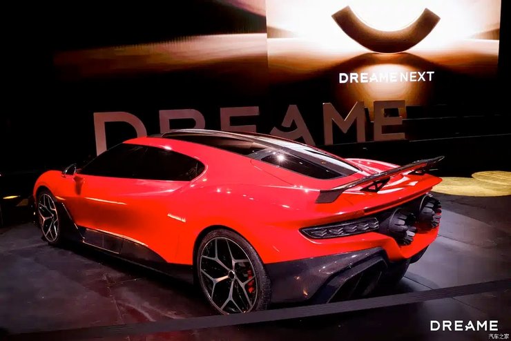 електромобіль Dreame Nebula