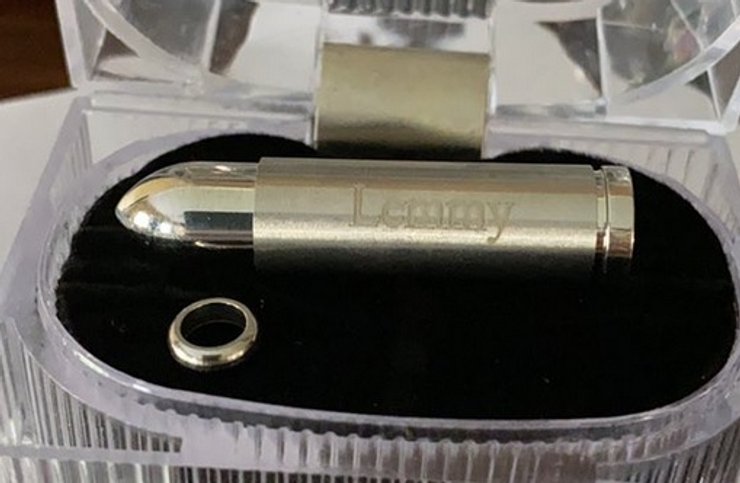 Иэн Фрэйзер Килмистер, Лемми, прах, пули, музыка, Motorhead