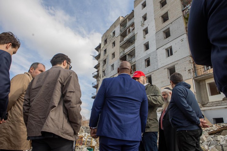 Марк Бернс посетил Украину