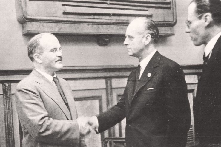 За версією Путіна, пакт Молотова-Ріббентропа пішов на користь Британії