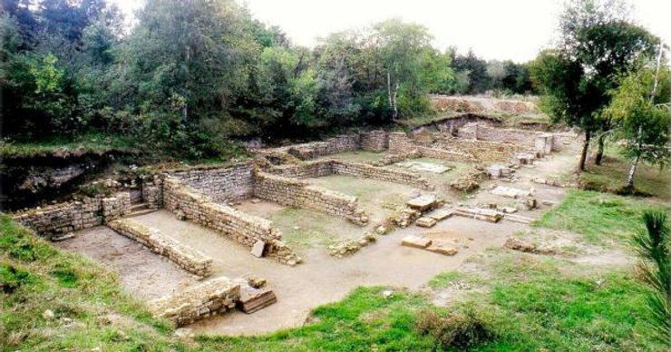 фортеця, фрагменти, дерева, фото