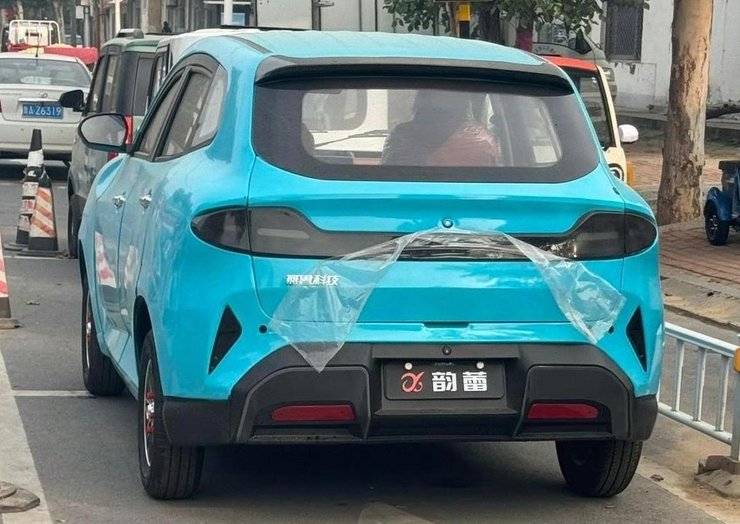 Клон Xiaomi SU7, Xiaomi SU7