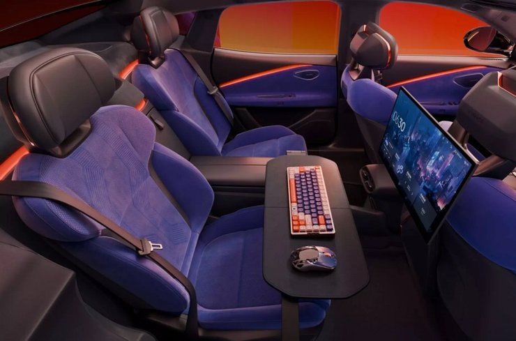 салон Lynk&Co Z10 Starbuff, Lynk&Co Z10, новый Lynk&Co Z10, электромобиль Lynk&Co