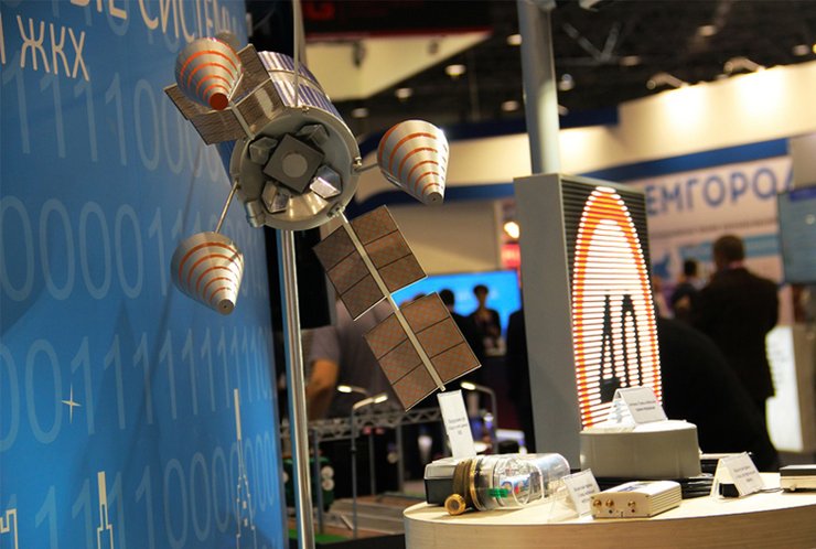 система Гонець, супутник, РФ