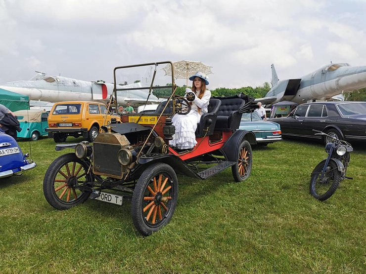 Ford T 1912 года, ретро-авто, коллекция авто, самые старые авто, старые авто