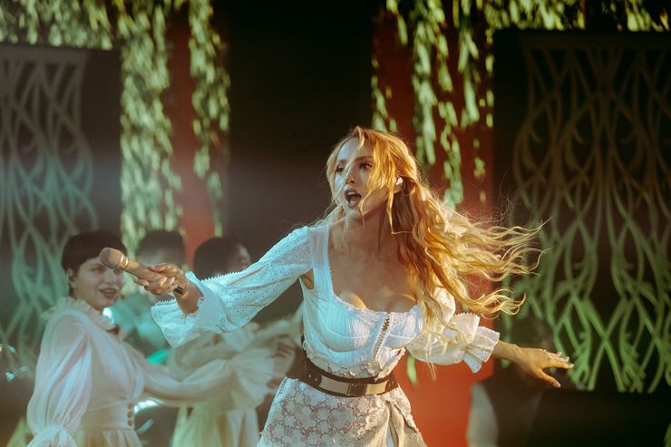 Оля Полякова