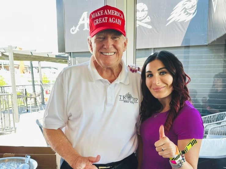 лора лумер, дональд трамп