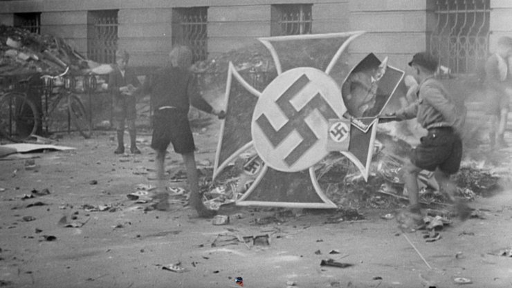 германия, денацификация