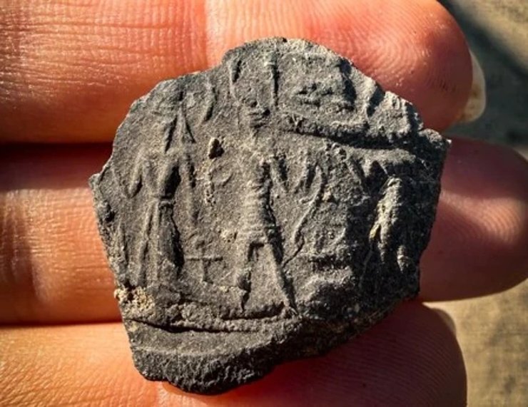 В дальнейшем археологи оцифруют артефакты