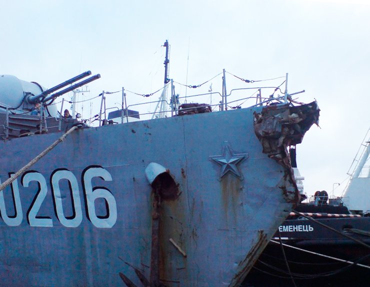 Пошкодження борту на корветі "Вінниця"