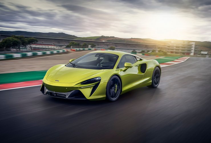 McLaren Artura, суперкар McLaren, згорів суперкар