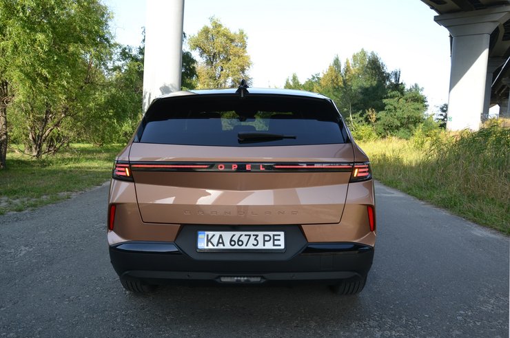 Новий Опель Грандленд