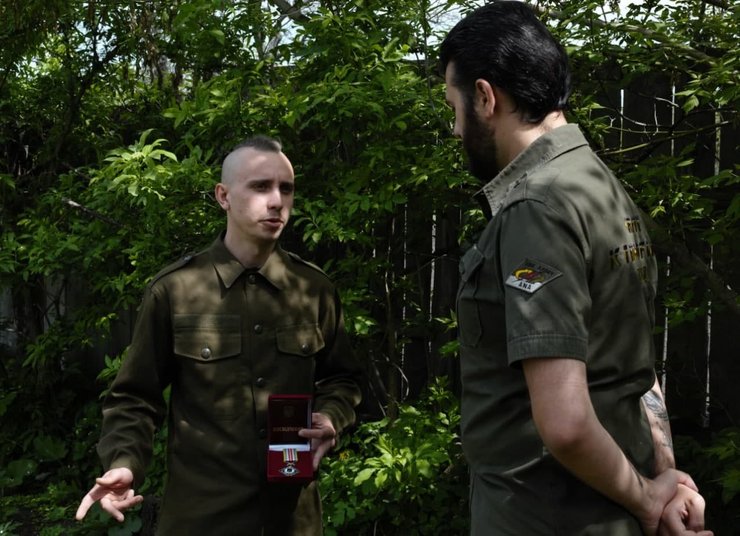 Владислав Журавлев, Игаль Левин