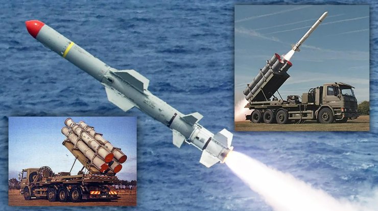 ракета в полете над морем