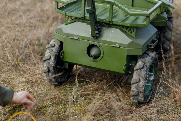 Оптоволоконний дрон, БПЛА, безпілотник, Украна, оптоволокно, фото