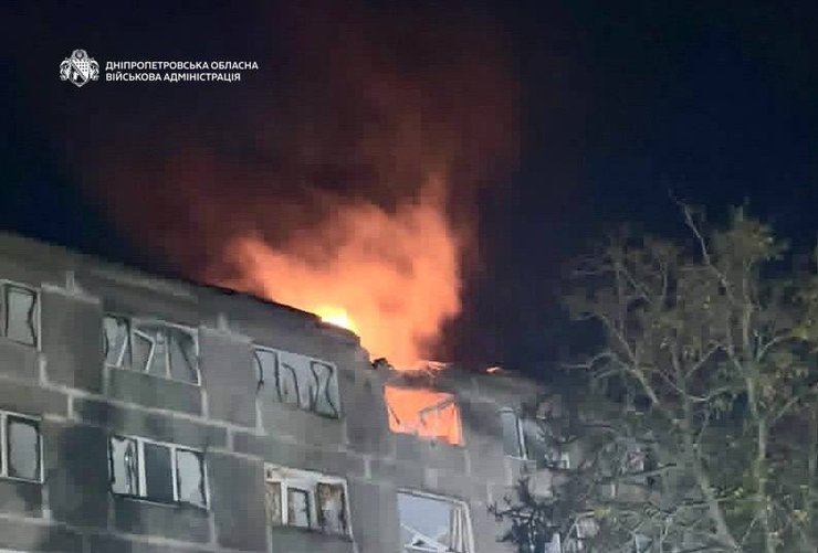 Днепр Огонь охватил пятый этаж общежития