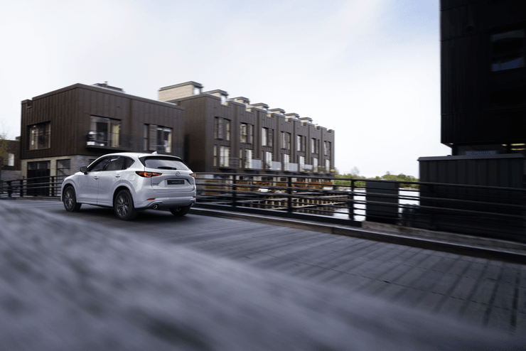 Кроссовер Мазда