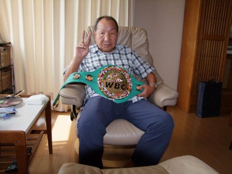 Ивао Хакамада