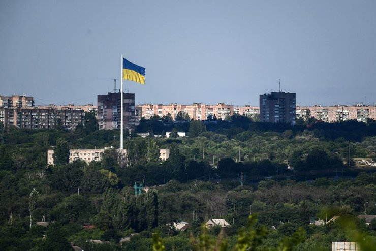 краматорск, панорама краматорска, флаг Украины