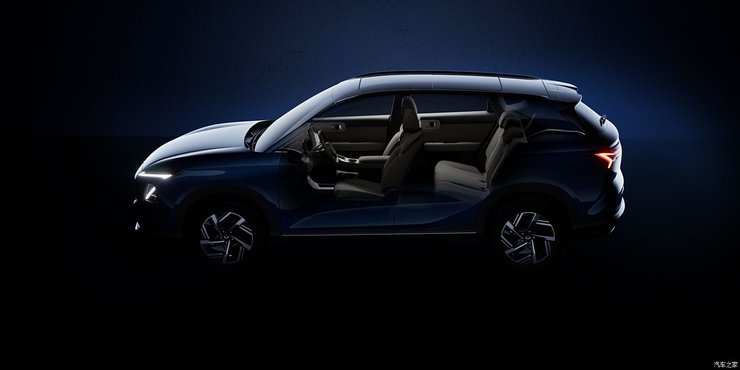 новый Wuling Starlight, электромобиль Wuling, электромобиль Wuling