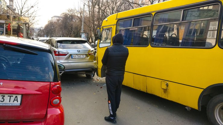 киев маршрутки, автобусы, маршрутка, цена маршрутки