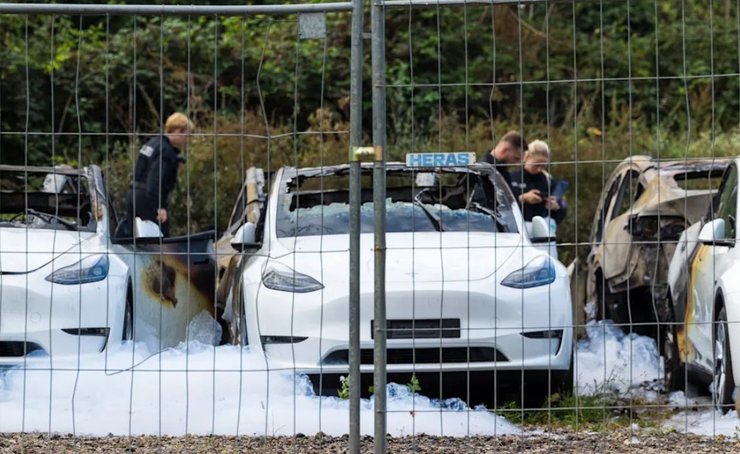 Пожар электромобили Tesla