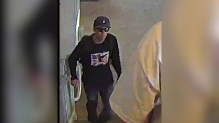 Фото подозреваемого в убийстве Чарли Кирка