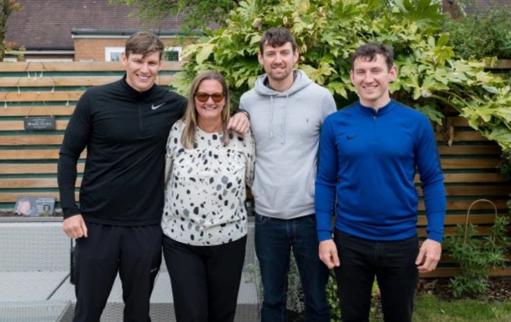 ЛеслиМакналли