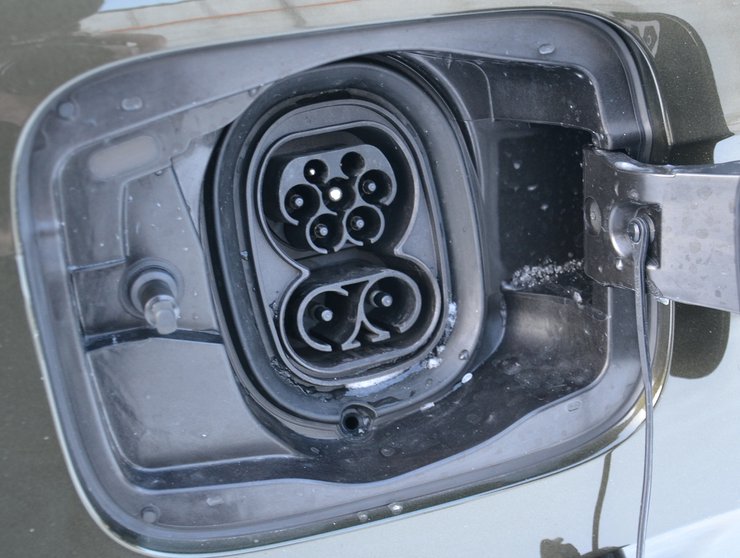 зарядка Skoda Enyaq