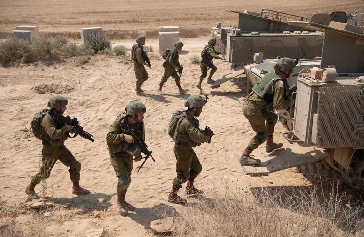 броньовик Achzarit