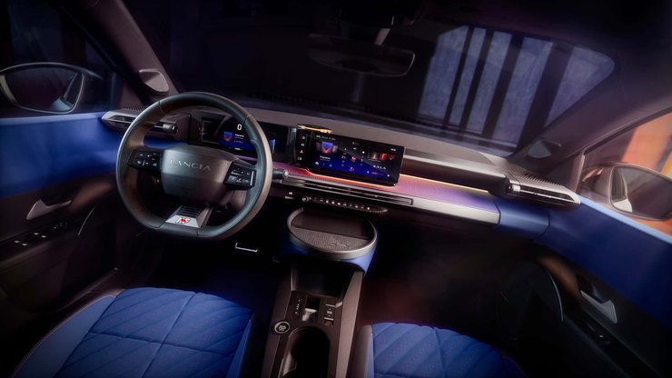 салон Lancia Ypsilon HF, Lancia Ypsilon, новая Lancia Ypsilon, Lancia Ypsilon 2025, электромобиль Lancia