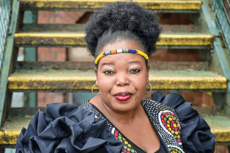 Жінку вважали мертвою, банк поховав клієнтку, жінка вимагає 5 млн, жінку вважали мертвою, анулювали документи