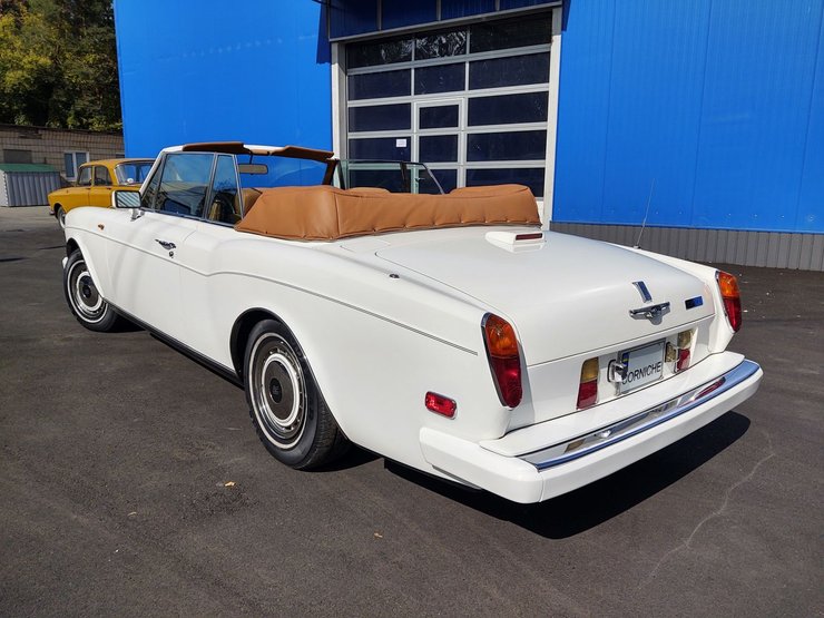 Rolls-Royce Corniche