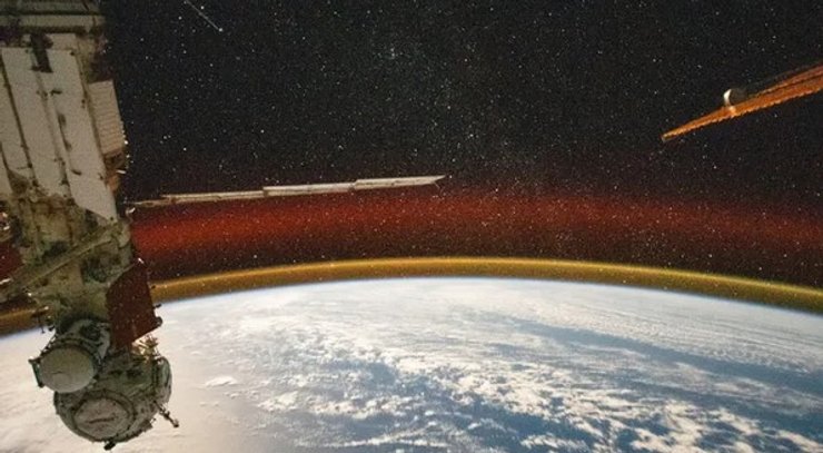МКС, світіння атмосфери Землі